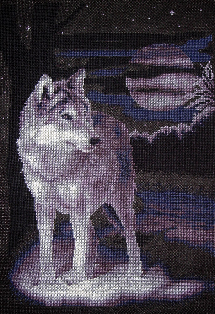 Схема вышивки «черно-белый волк» (№449316)