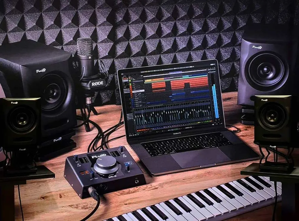 Fluid Audio SRI-2 внешний аудиоинтерфейс, вариант, фото 5
