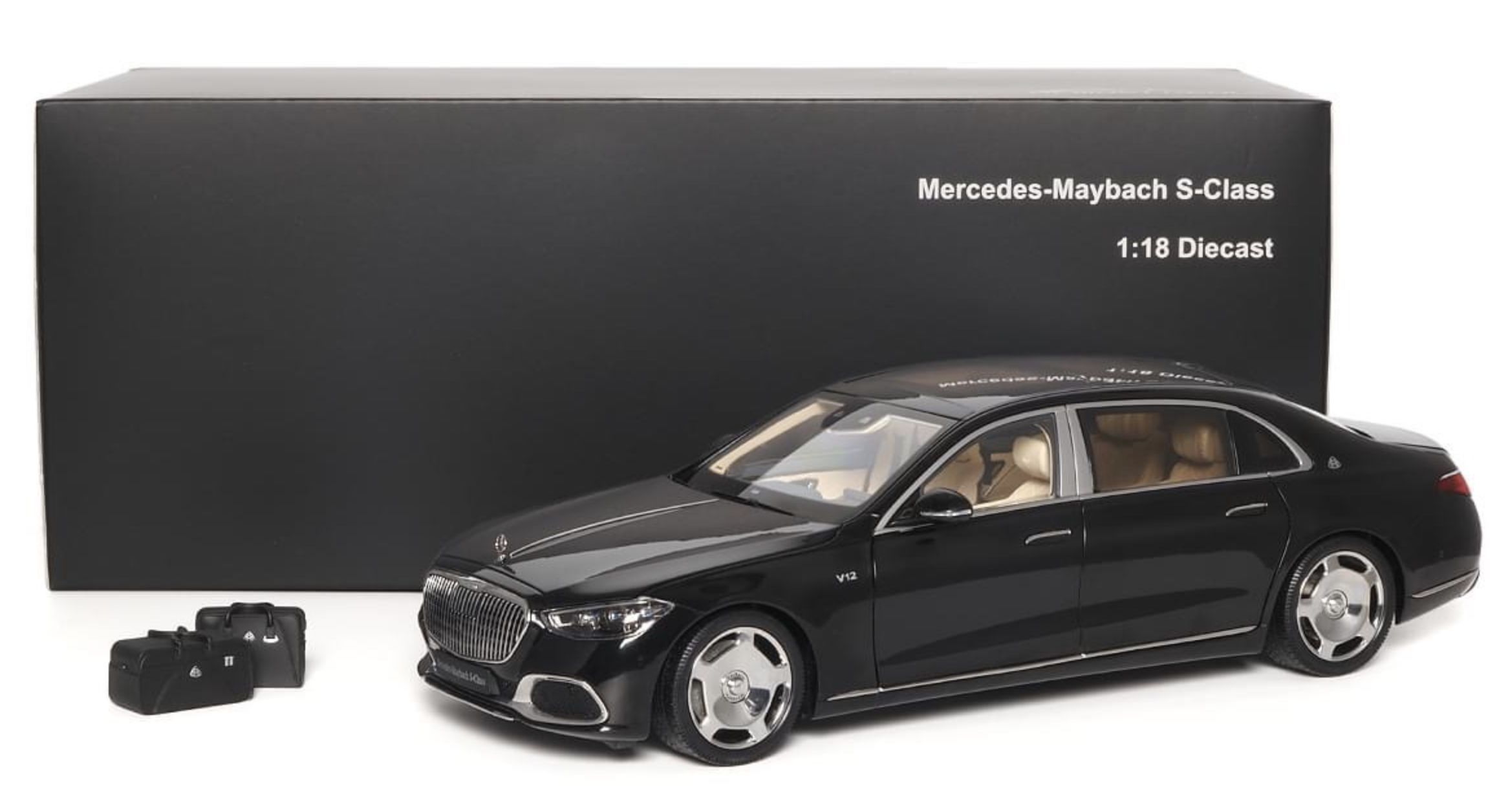 модель автомобиля Mercedes Maybach 223 S-Class 2021 черный 1:18 by