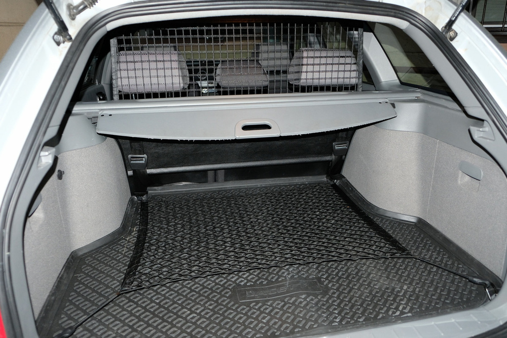 Ограничительная сетка багажного отсека горизонтальная Шевроле Лачетти ...