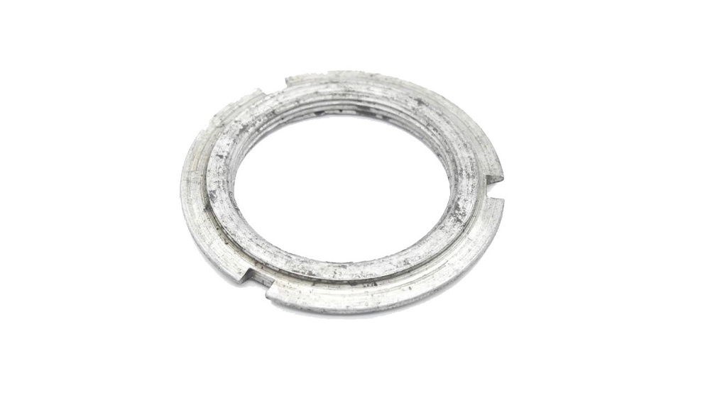 Гайка крепления подшипника вала колесного редуктора (правая резьба) УАЗ ...