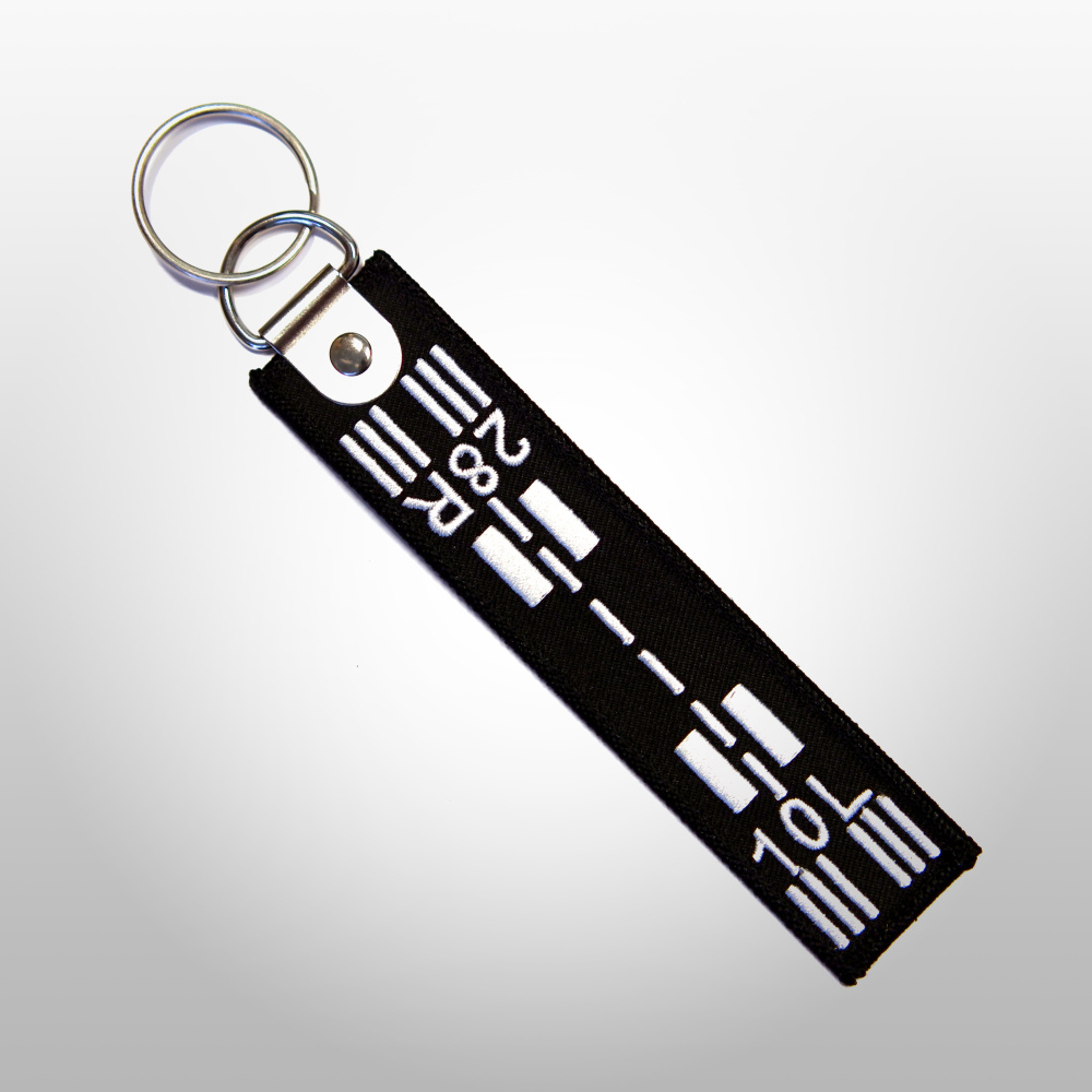 Брелок Взлётно-посадочная полоса 10L/28R - купить с доставкой по ...