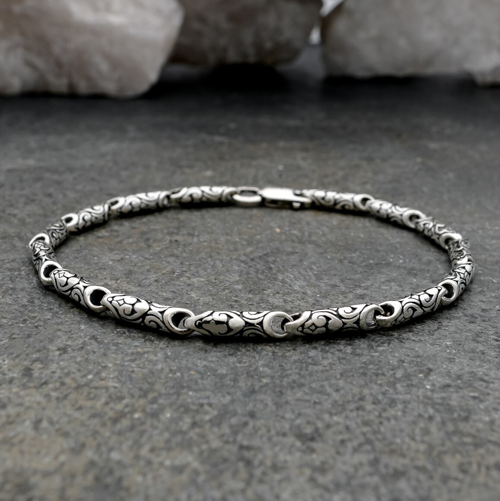 Серебряные браслеты женские