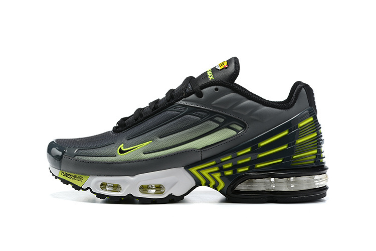 Nike Air Max Plus OZON 1694218954