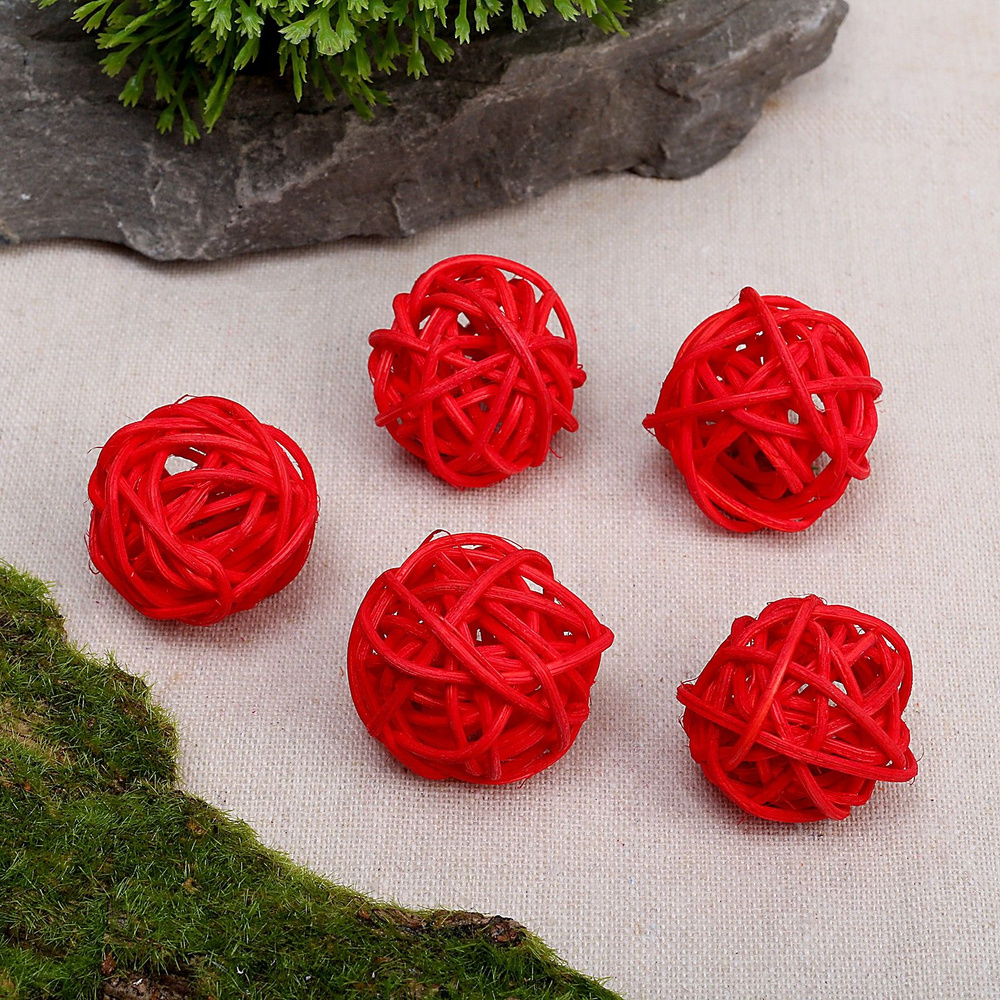 Шар декоративный из лианы, набор 5 шт, размер 1 шт 3 см, цвет красный ...