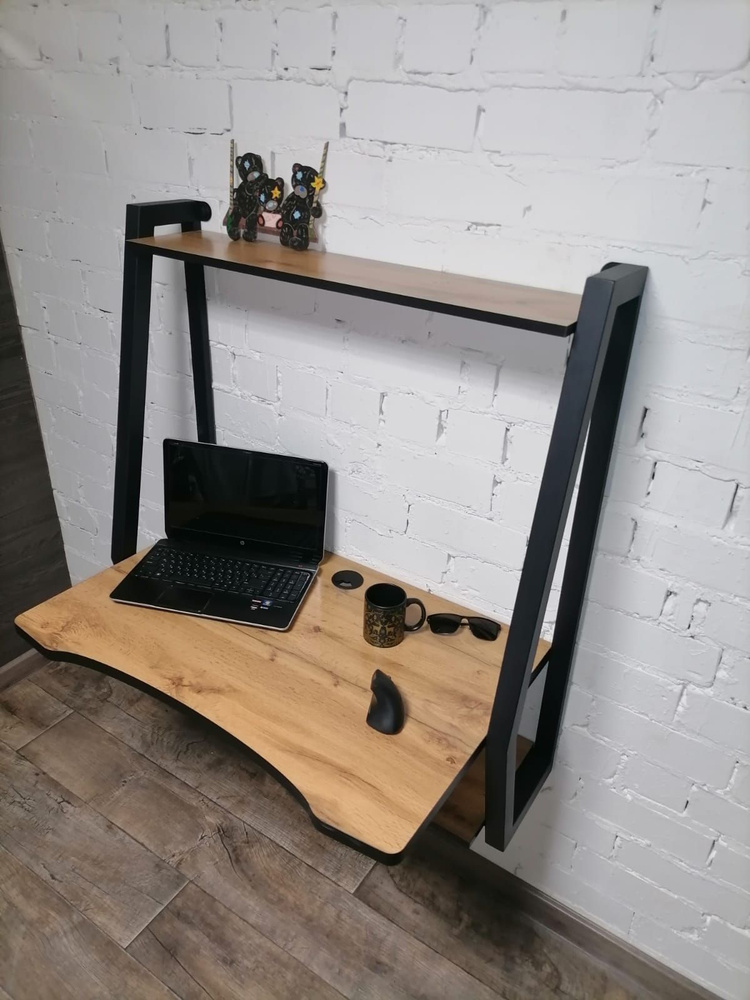 Компьютерный стол подвесной к стене