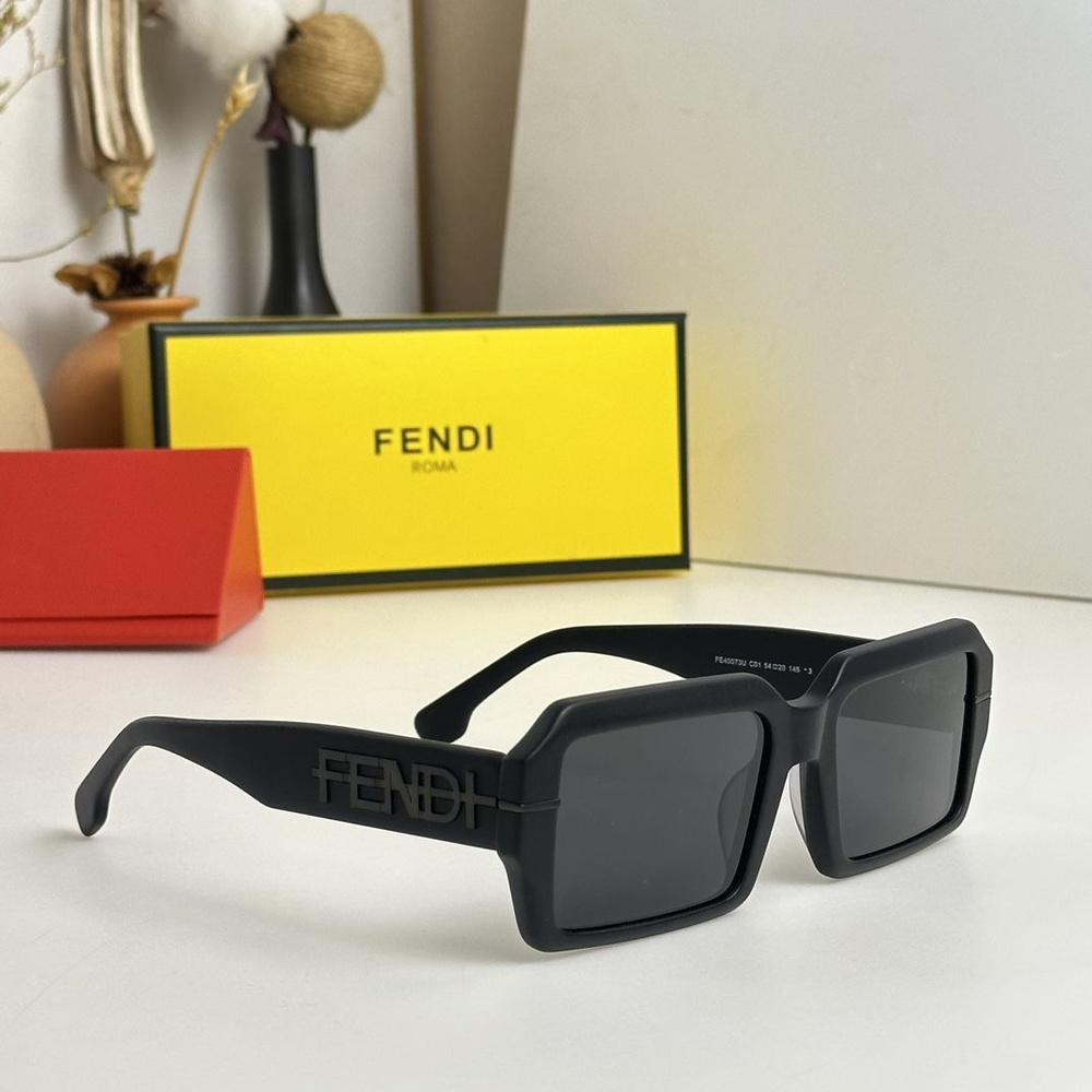 Fendi Очки солнцезащитные - купить с доставкой по выгодным ценам в ...