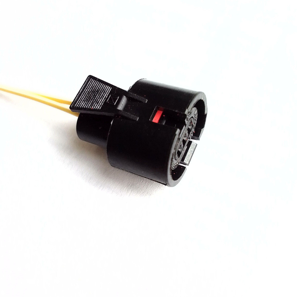 Разъем/ колодка концевого выключателя Приора, Калина, Гранта, Шеви-Нива ...