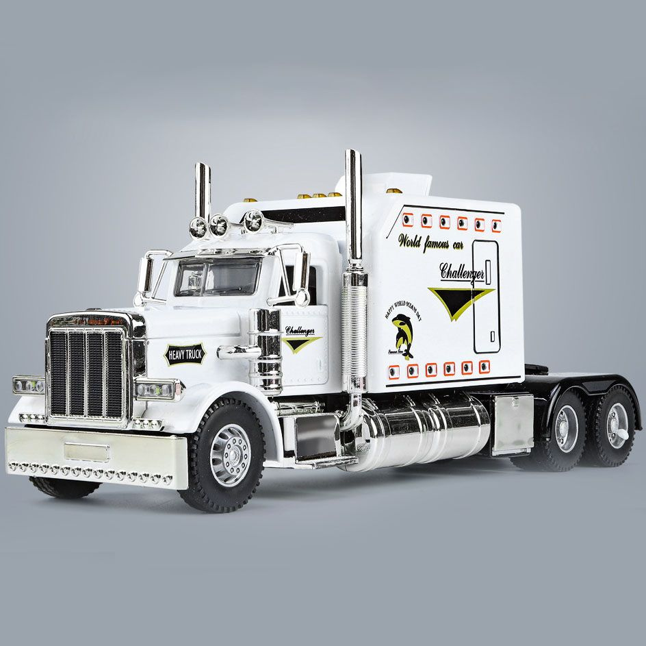 Детская игрушка Bilt American truck model, 1:24, откидывается назад, звук и свет  #1