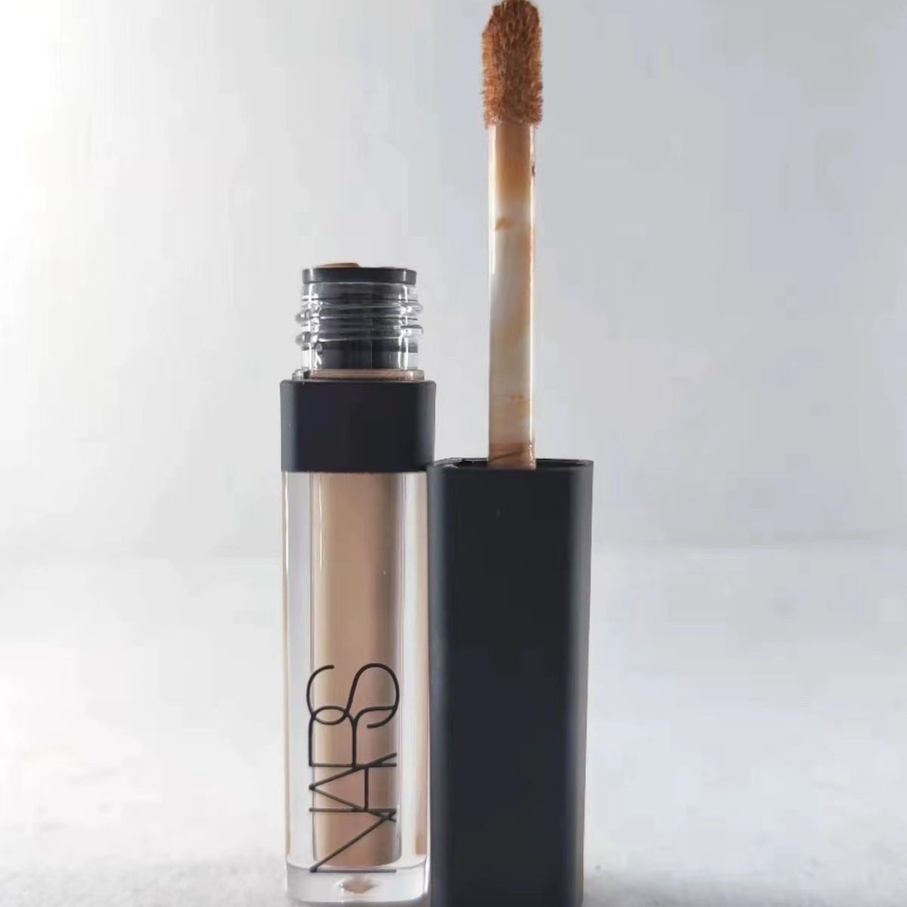 Тональный крем NARS silky Concealer 1,4 мл с заварным кремом и ...