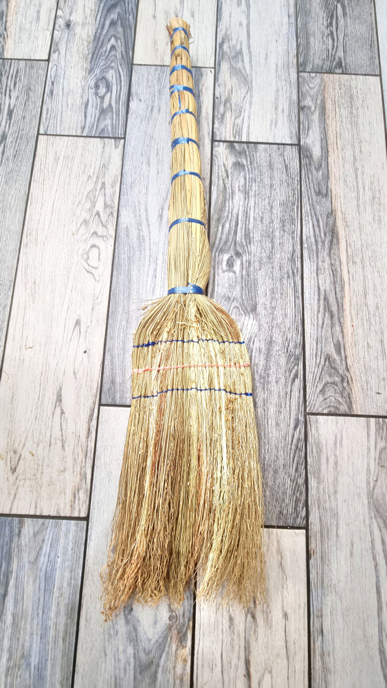 Веник из натурального Сорго - купить Веник в интернет-магазине OZON с ...