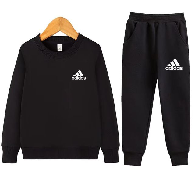 Костюм спортивный adidas #1