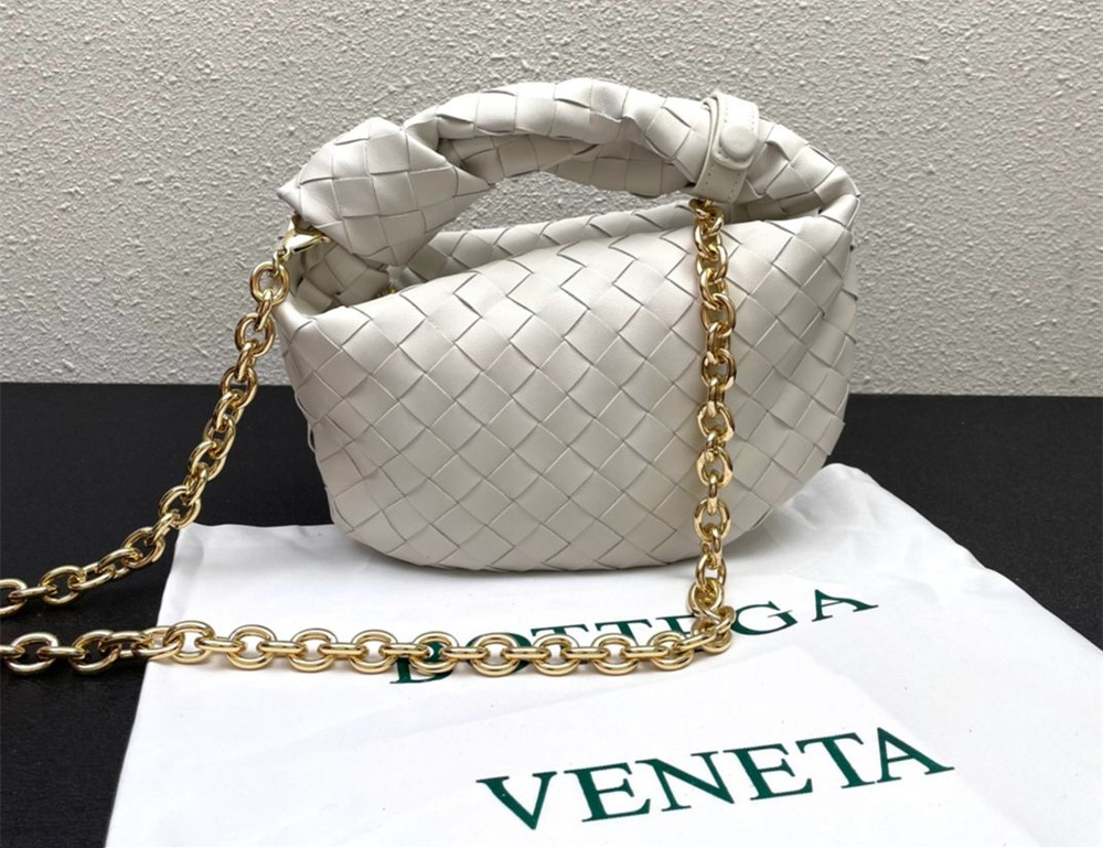 BOTTEGA VENETA Сумка на плечо бананка #1