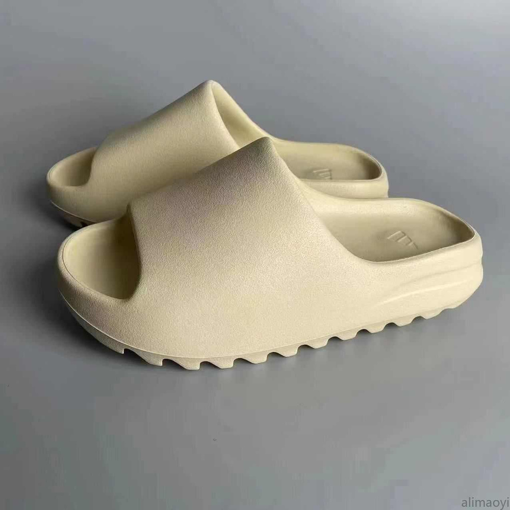 Тапочки  x Yeezy Slide #1