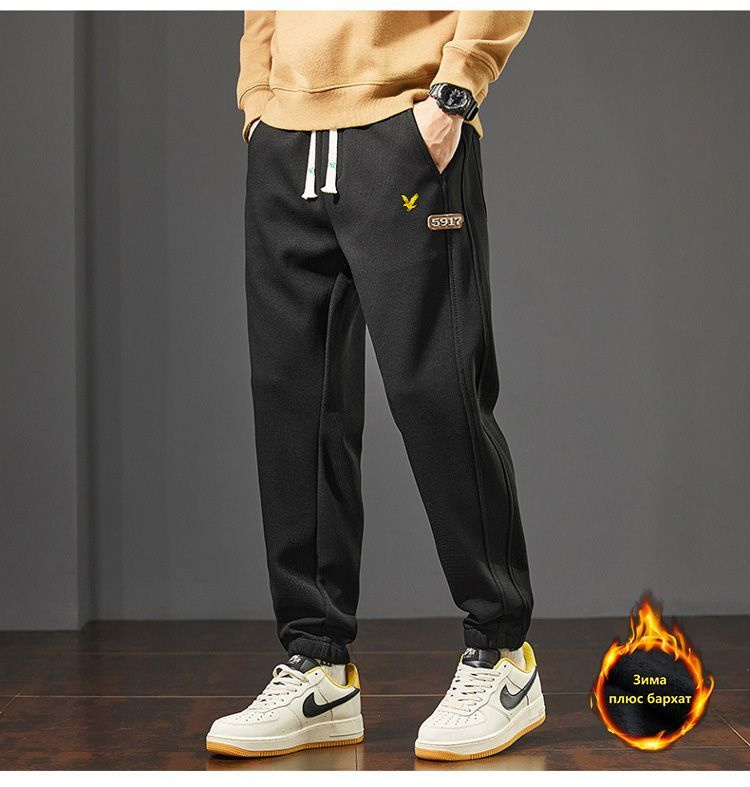 Брюки спортивные Lyle & Scott #1