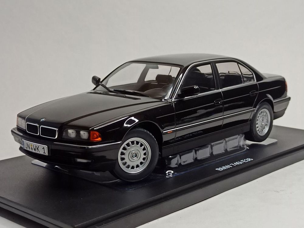 Модель коллекционная Bmw 740I (E38) black 1:18 kk scale купить на