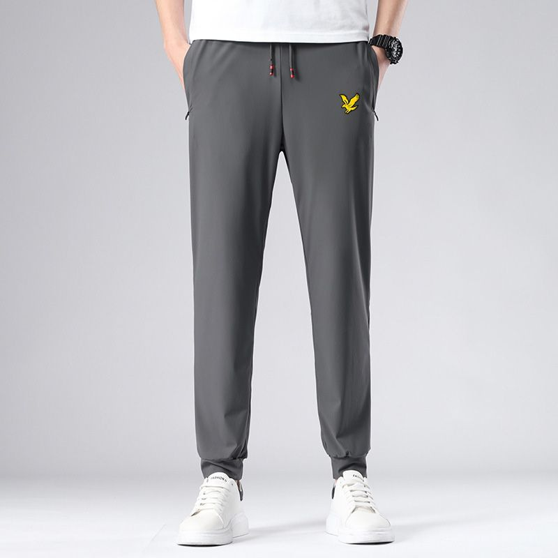 Брюки спортивные Lyle & Scott #1