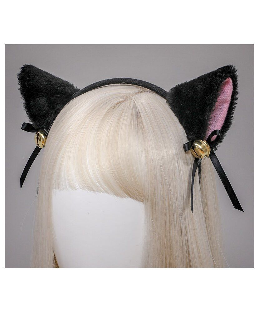 Черные ушки кошки на ободке