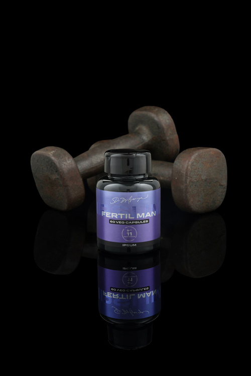 Сорғыштағы қыз бен фаллус