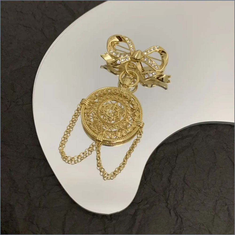 Van Cleef & Arpels Брошь #1
