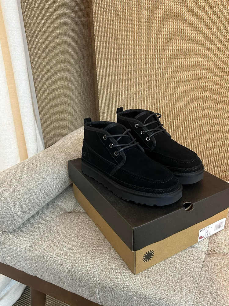 Ботинки UGG #1