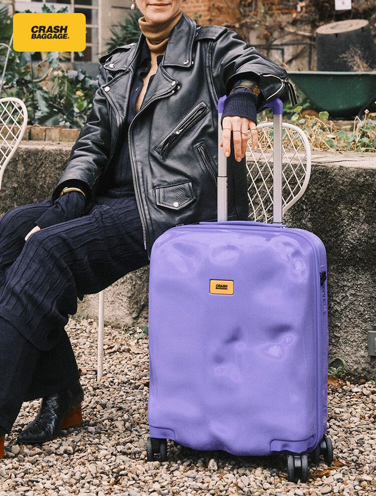 Чемодан Поликарбонат 55 см 40 л купить на OZON по низкой цене (1886021964)