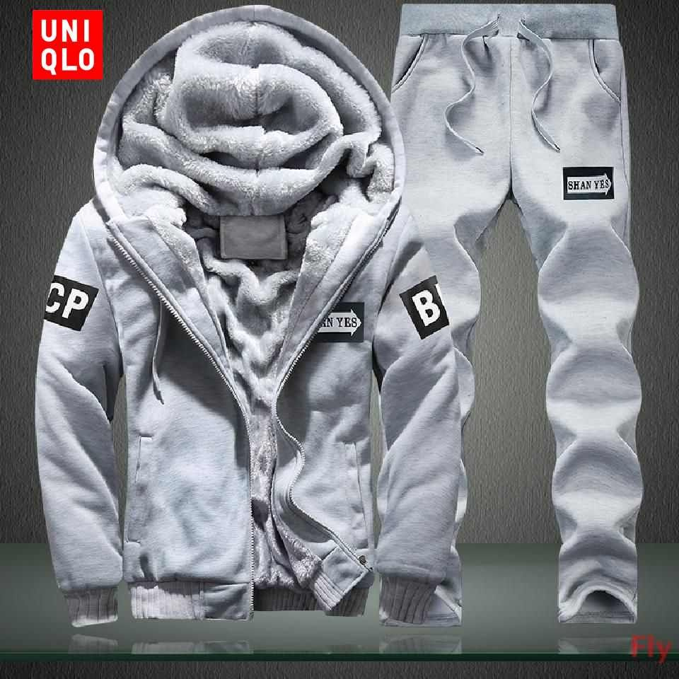 Костюм спортивный Uniqlo #1