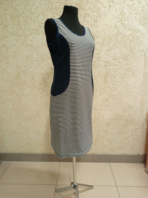 Қара адам әйелі мен күйеуін трахает Терең жұлдыру минет құсу және көз жасы