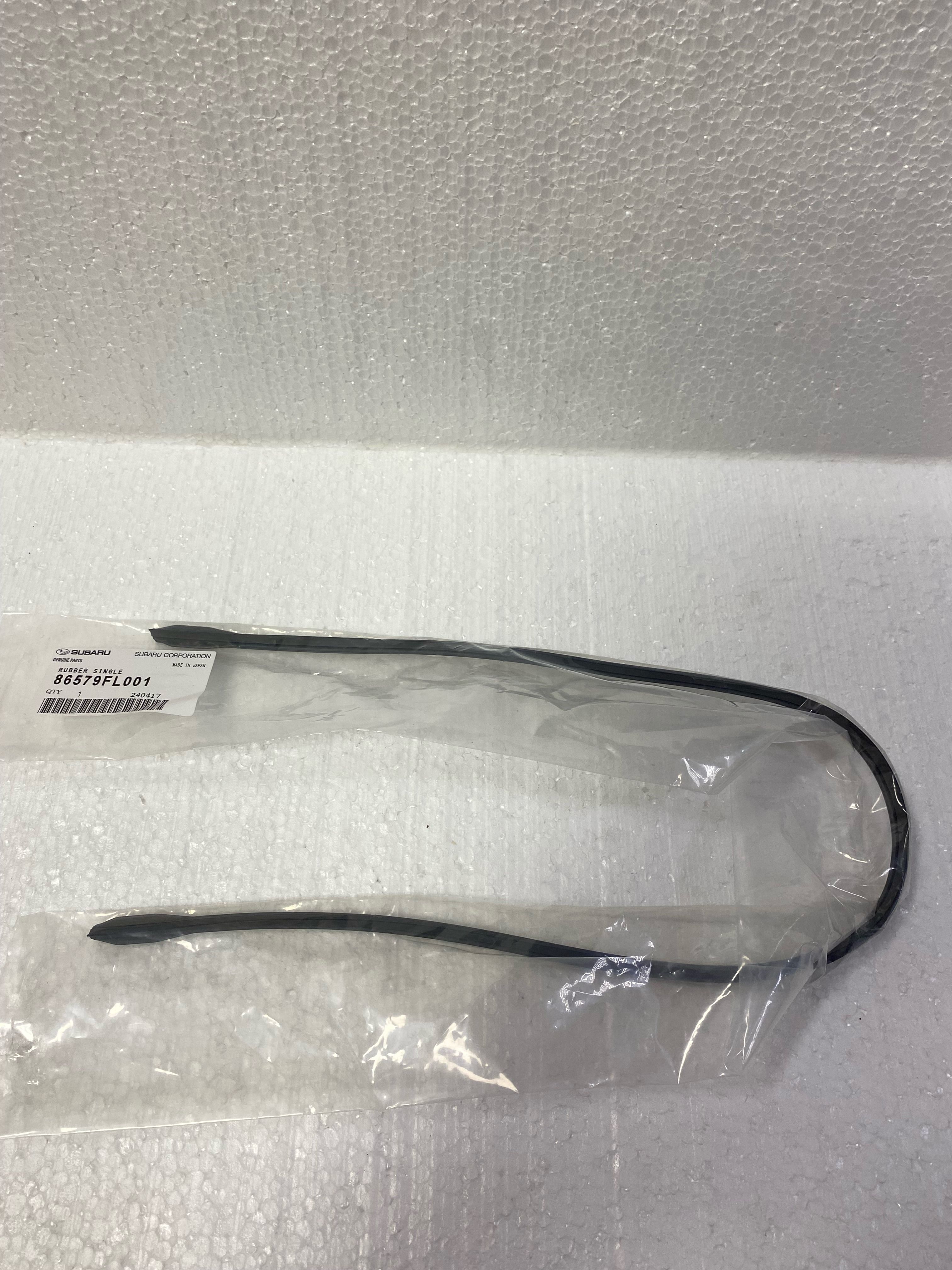 86836個 Резинка левой щетки стеклоочистителя Subaru 86579FL001 купить на