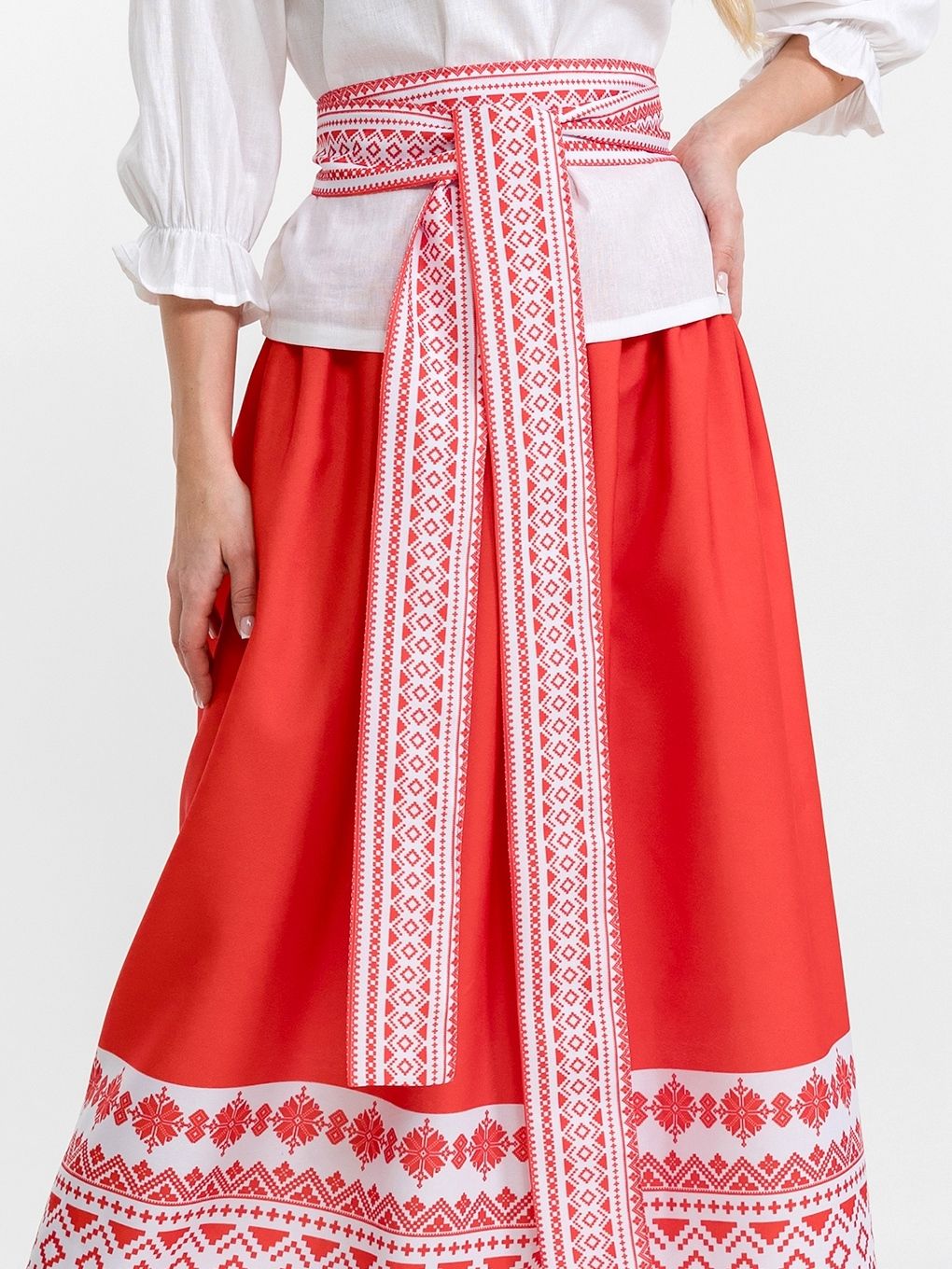 Saratovning erotik fotosuratlari Olomon xotini porno