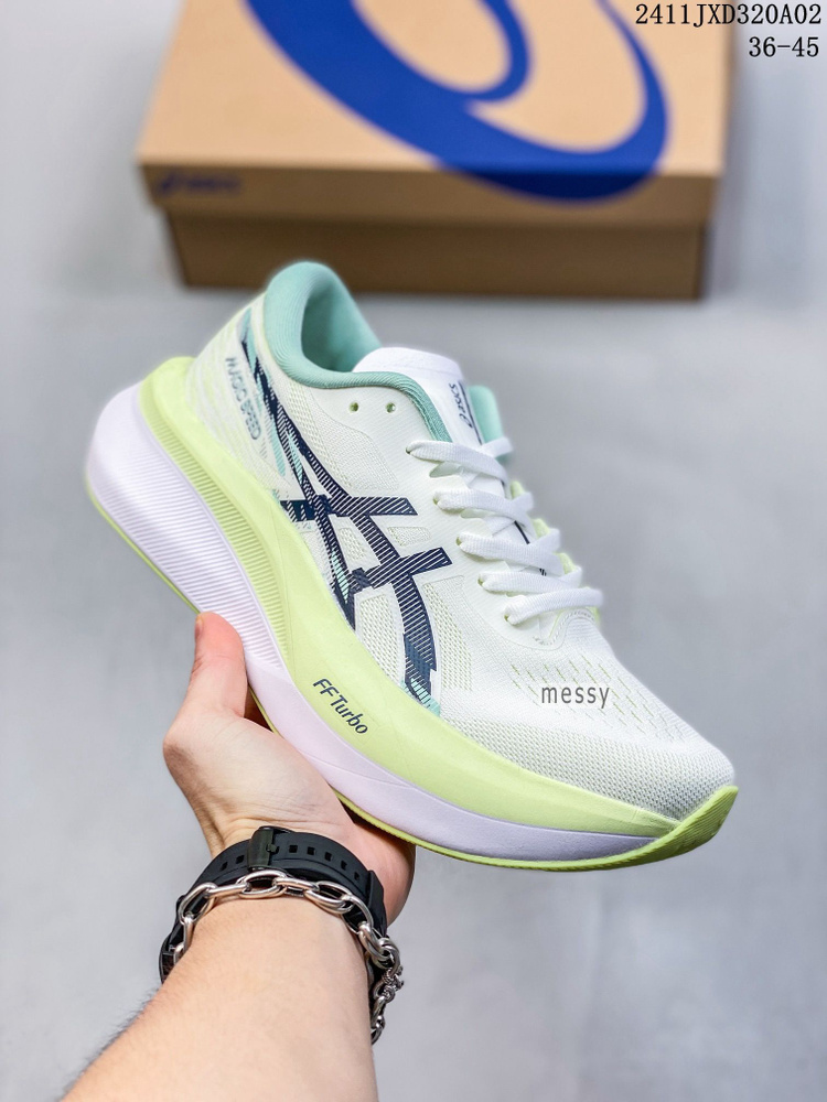 Кроссовки ASICS #1