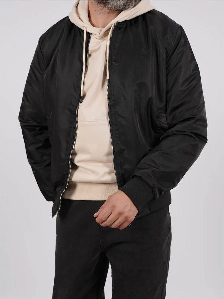 Бомбер Fred Perry #1
