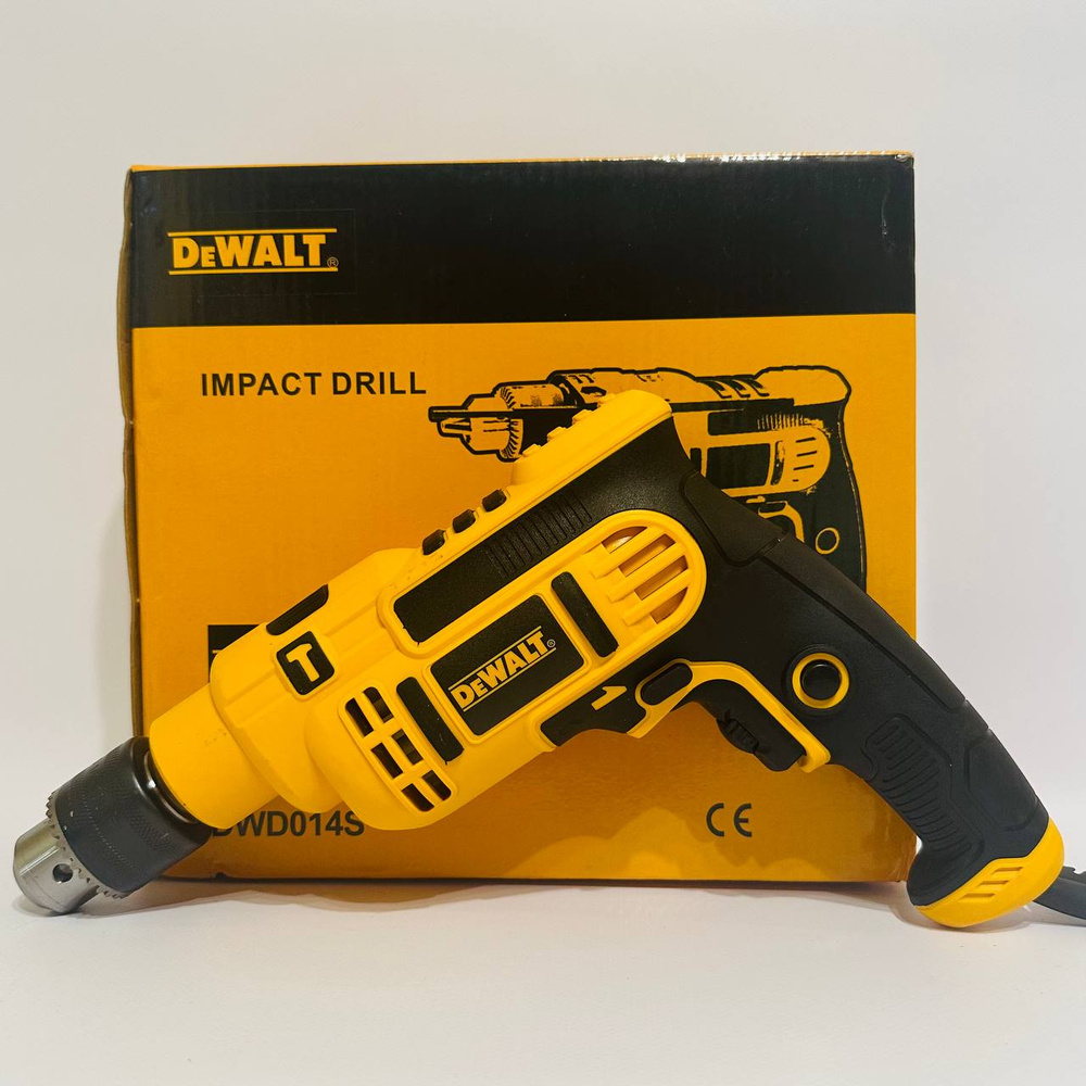 DeWalt Дрель 700 Вт #1