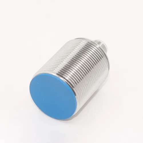 индуктивный датчик Расстояние обнаружения 15 мм PNP NO+NC flush M30 Модуль Кабель 2 м