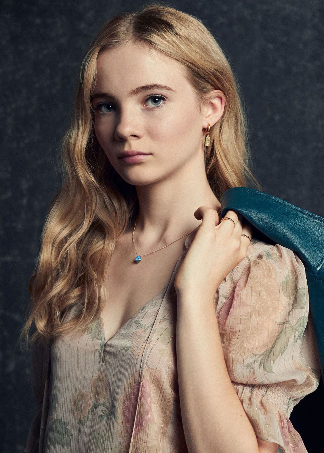 freya allen age - Ilustrasi 3
