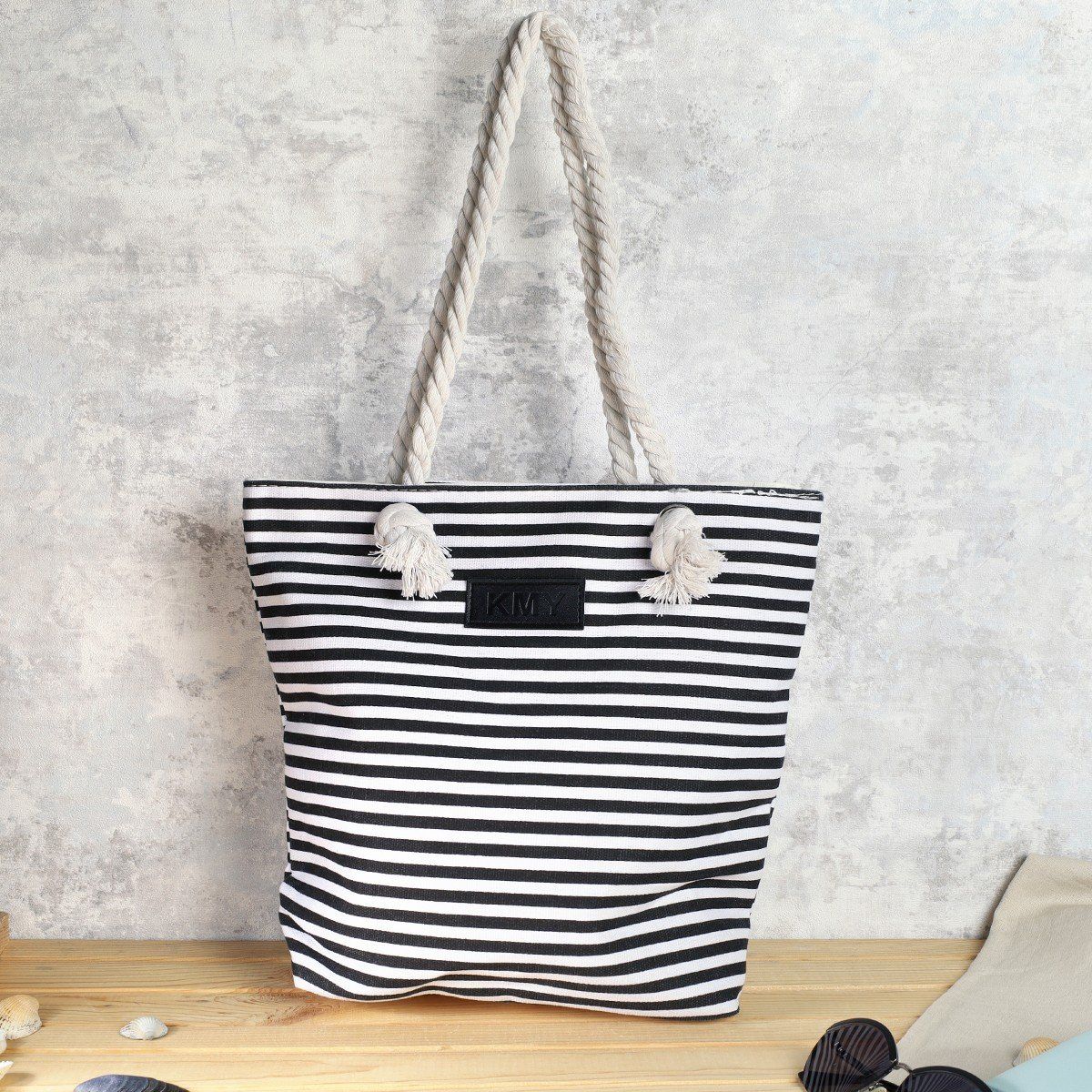 Сумка пляжная на молнии 34х9х32 см, черно-белая Сумка пляжная на молнии 34х9х32 см, черно-белая