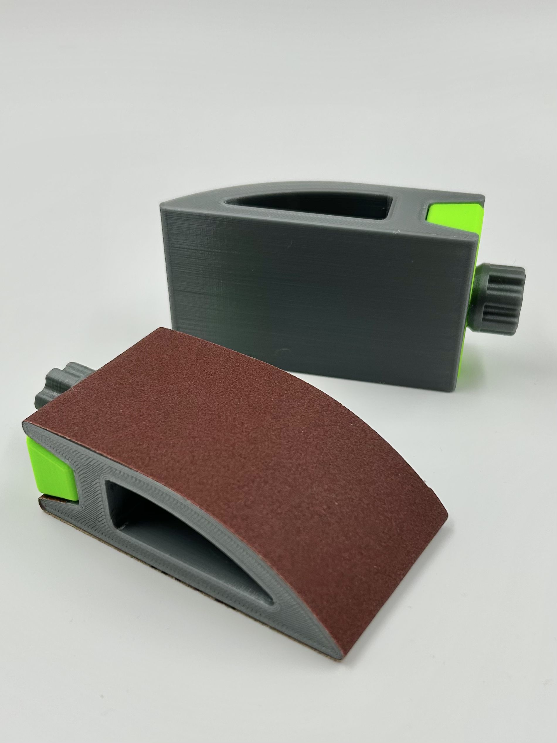 Держательдлянаждачнойбумаги88*50*28мм,дляобработкидерева,пластика,кожи,металла,кузовныхработ