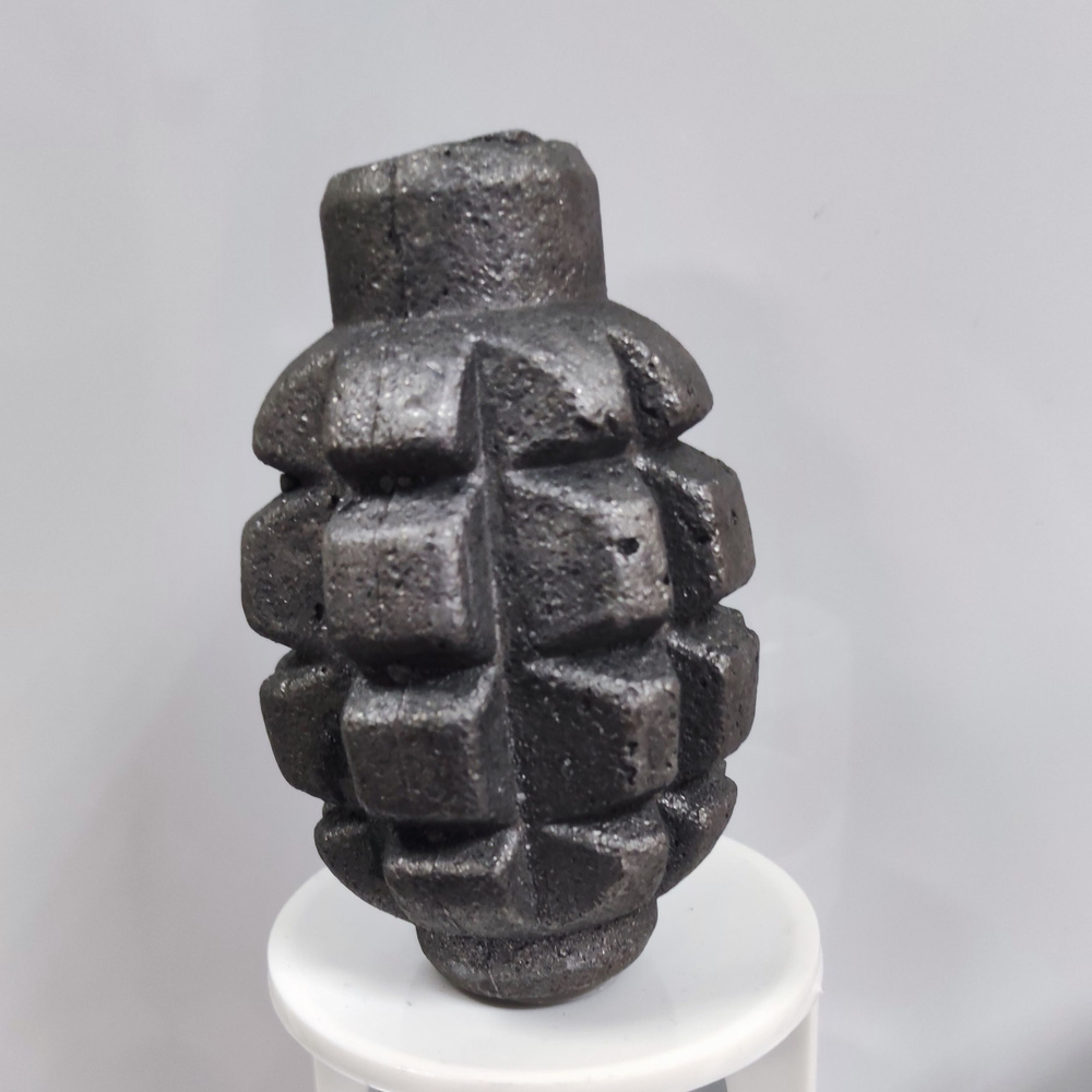 Камень для бани в виде чугунной гранаты Ф-1. #1