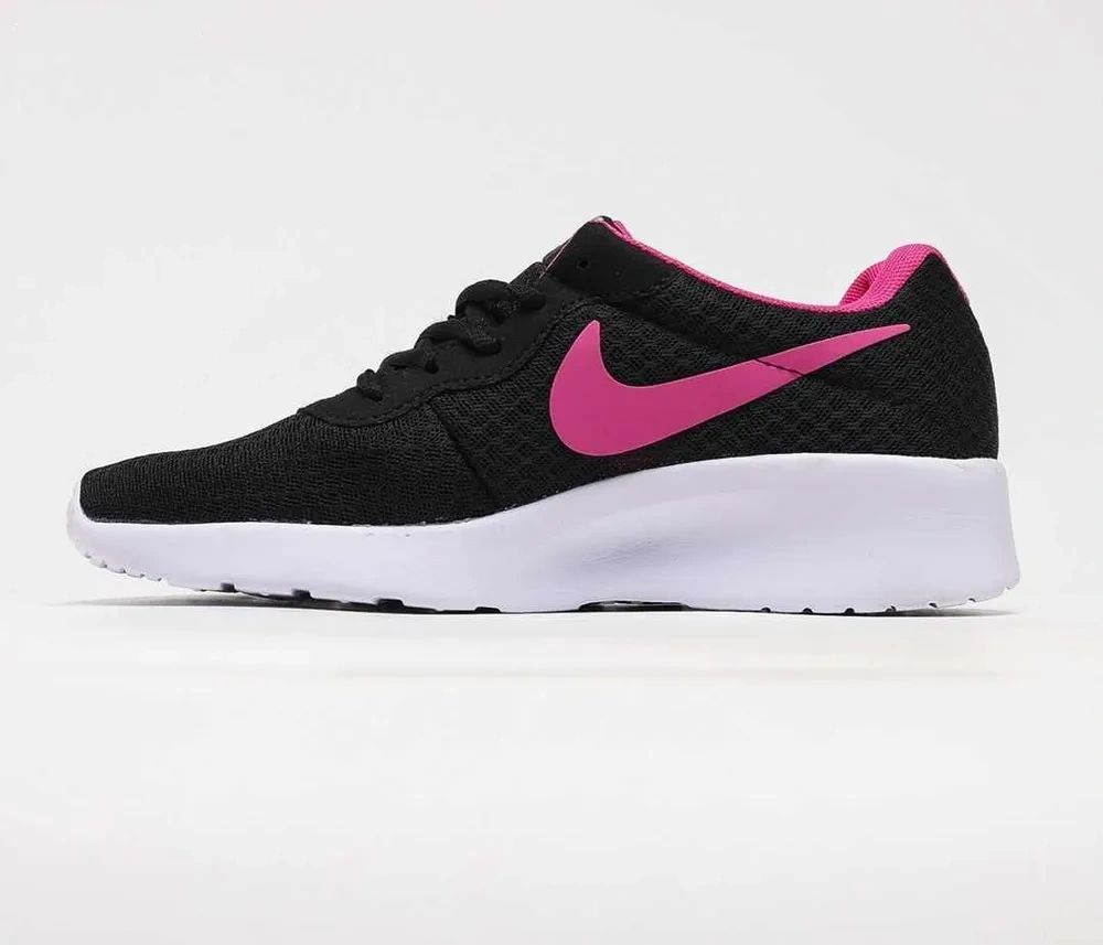 Кроссовки Nike WMNS TANJUN #1