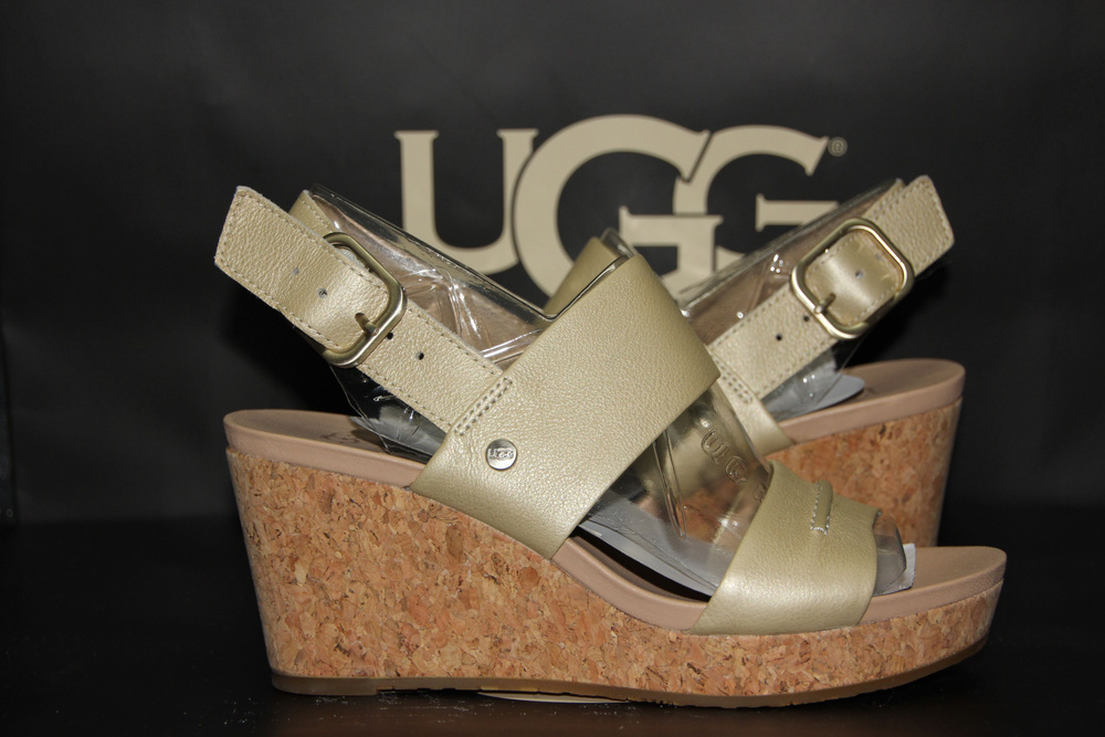 Босоножки UGG #1