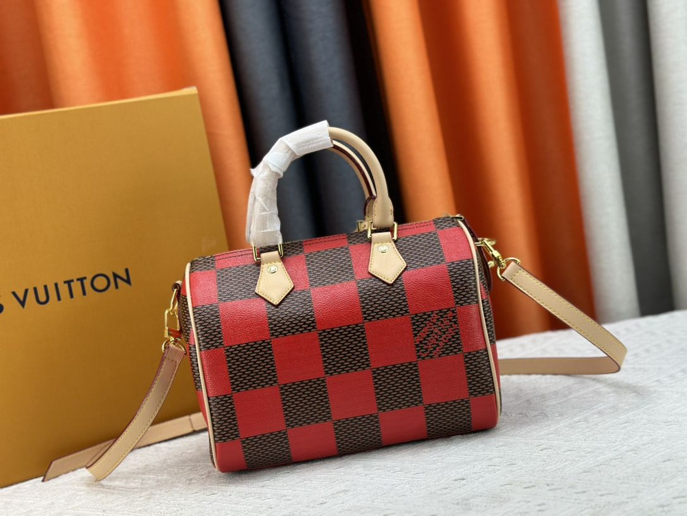 Louis Vuitton Сумка на плечо кросс-боди #1