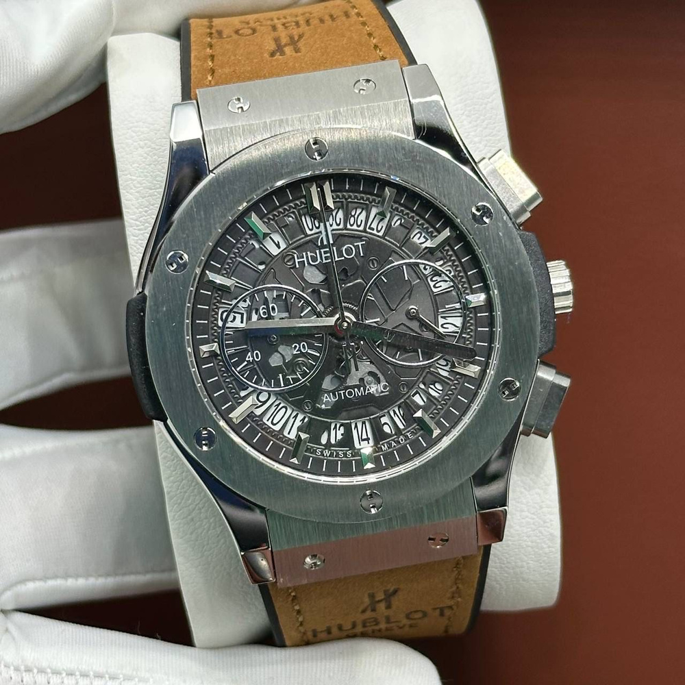 HUBLOT Часы наручные Кварцевые Geneve Collection #1