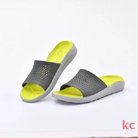 Шлепанцы COS Classic Crocs Slide #1