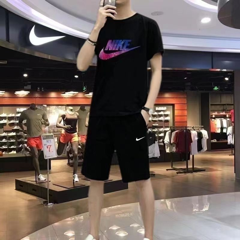 Комплект футболок Nike #1