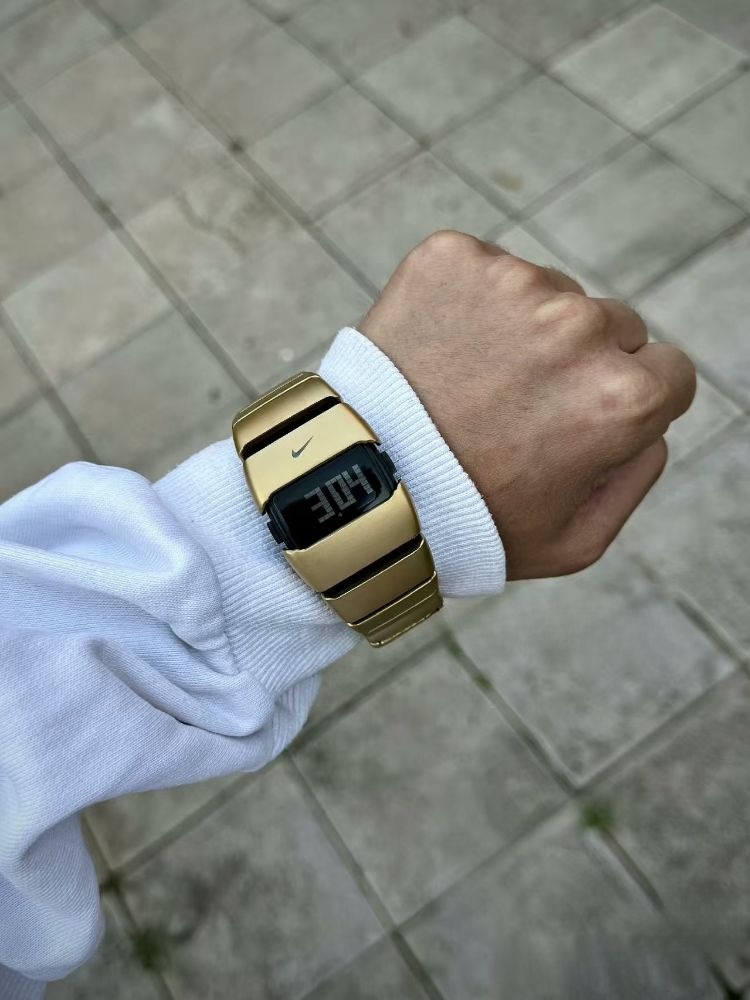 Nike Часы наручные #1