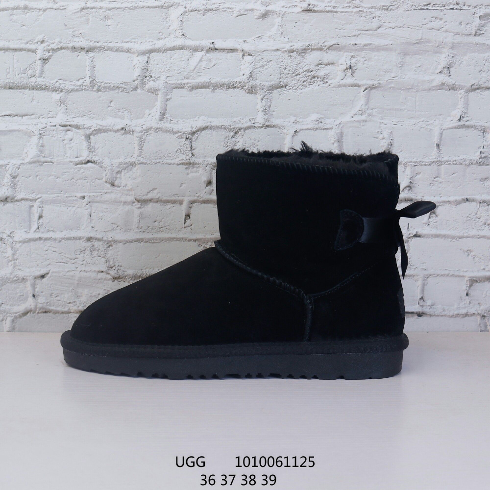 Сноубутсы UGG #1