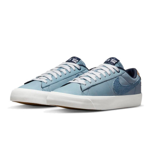 Nike blazer low outlet light blue