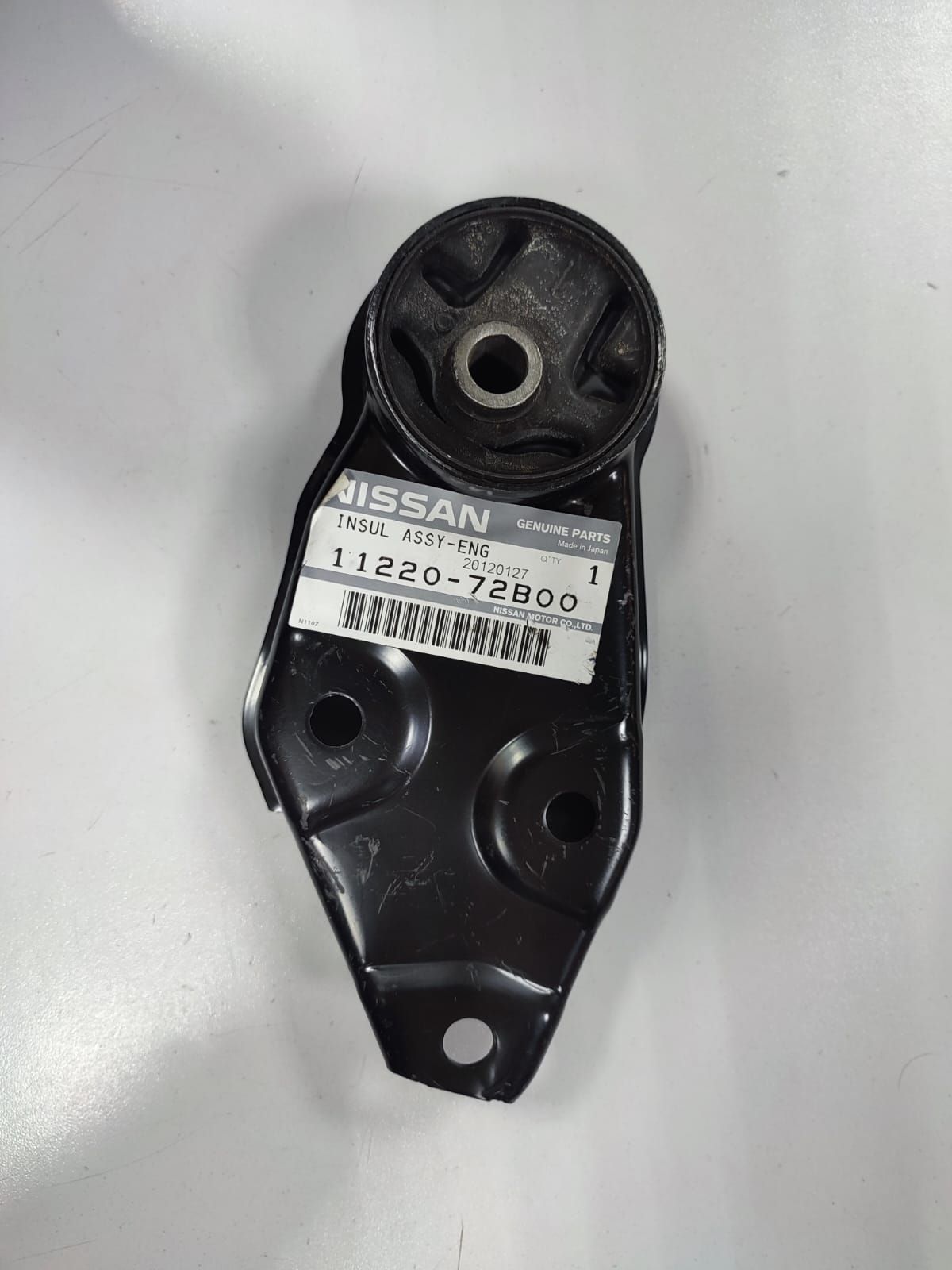 Подушка двигателя в сборе, передняя левая nissan march k11 , cube