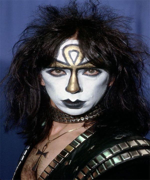 vince kiss - Ilustrasi 2