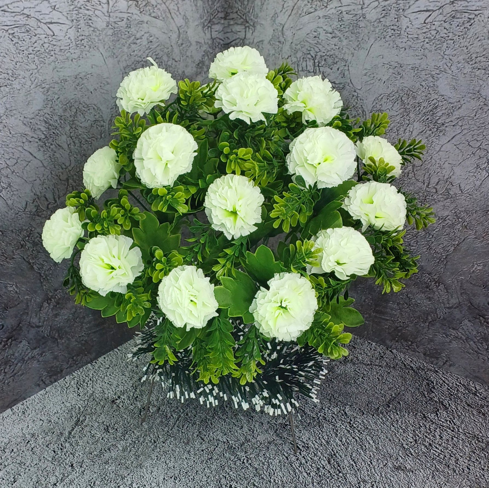 Корзина ритуальная из искусственных цветов "Гвоздика"/ Цветы на ...